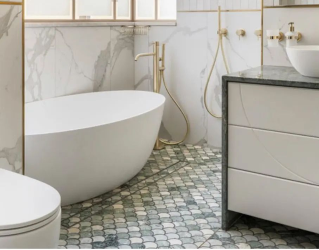Maximizing Storage in Your Bathroom Remodel: Tips and Tricks for Creating Ample Space